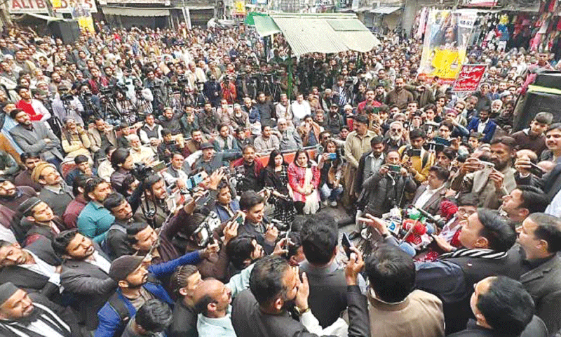 RAWALPINDI: Awami Muslim League chief Sheikh Rashid Ahmed addresses his supporters on Friday.—INP RAWALPINDI: Awami Muslim League chief Sheikh Rashid Ahmed addresses his supporters on Friday.—INP