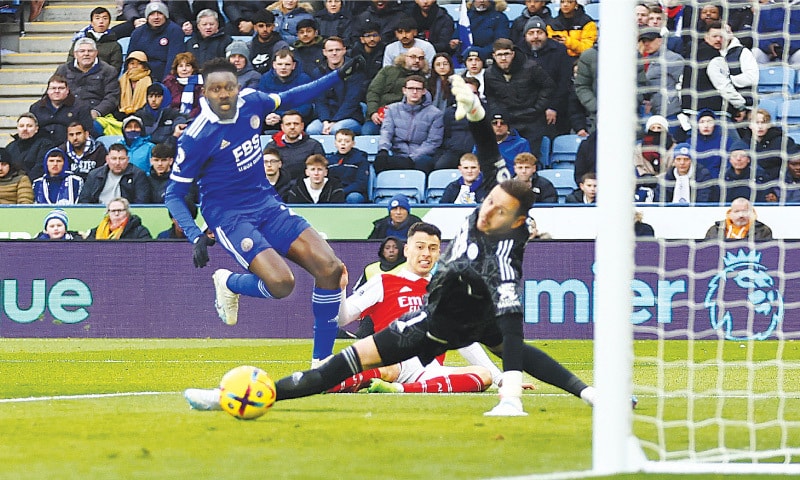 LEICESTER: Arsenal&rsquo;s Gabriel Martinelli (C) scores during the Premier League match against Leicester City at the King Power Stadium on Saturday.&mdash;Reuters