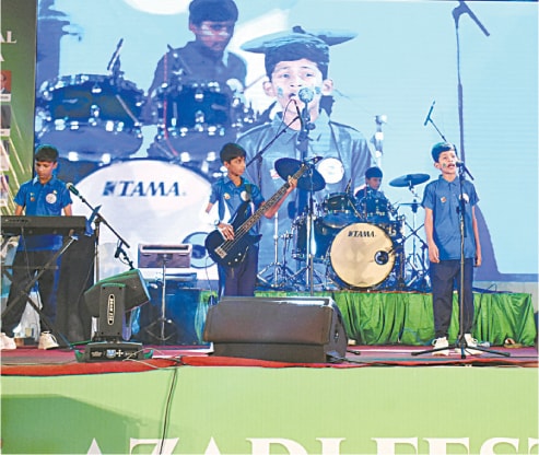 Edhi Home children perform at Azadi Festival.&mdash;Dawn