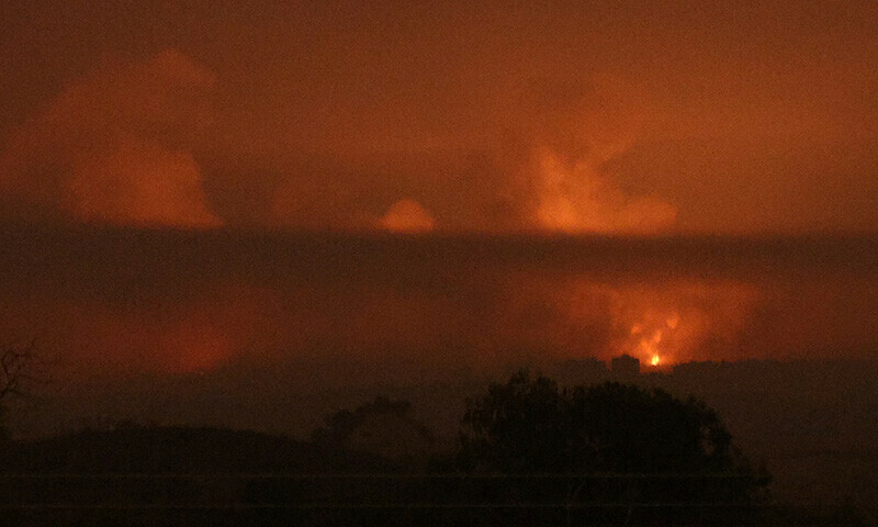 A view of explosion in Gaza, seen from Sderot in southern Israel, October 27, 2023.&mdash;Reuters/Violeta Santos Moura