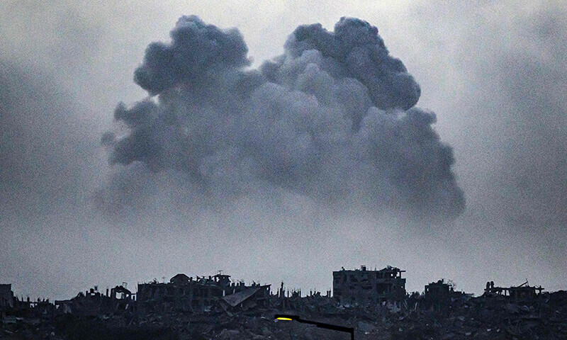 This picture taken from southern Israel near the border with the Gaza Strip shows smoke billowing after an Israeli strike on northern Gaza on November 23, 2023, amid ongoing battles Israel and the Palestinian fighter group Hamas.&mdash;AFP