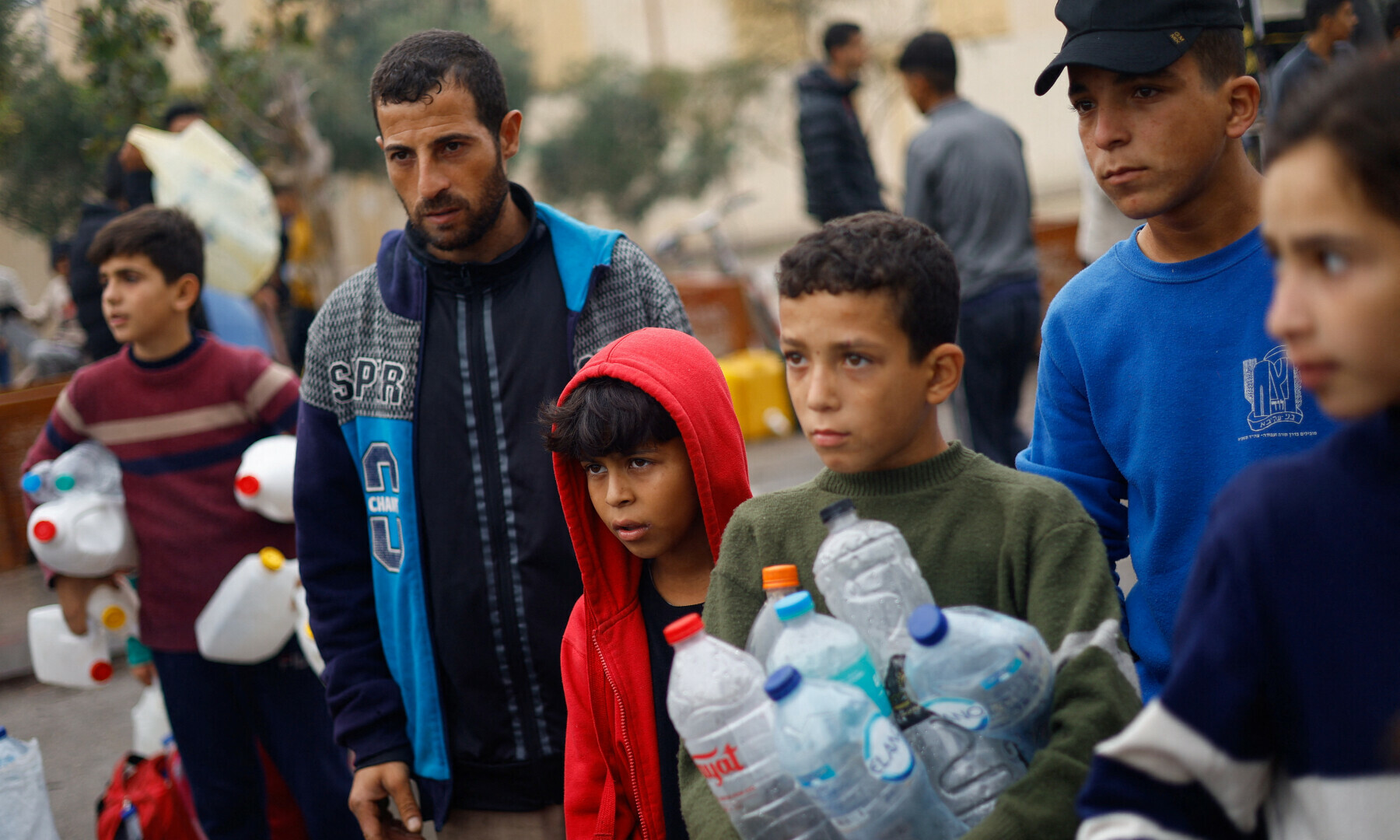 PHOTOS: Displaced Palestinians seek refuge in new camp in southern Gaza