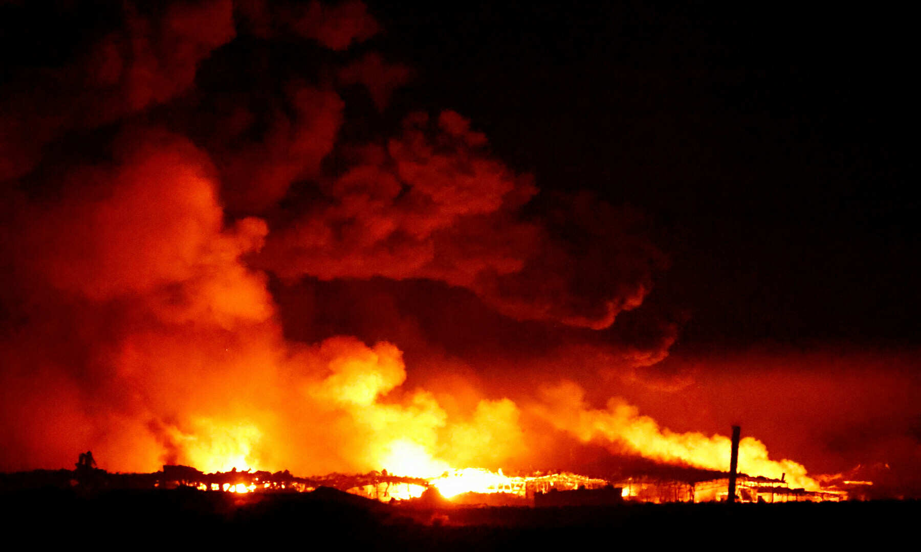 Entire Gaza strip witnesses another night of intense Israeli bombardment