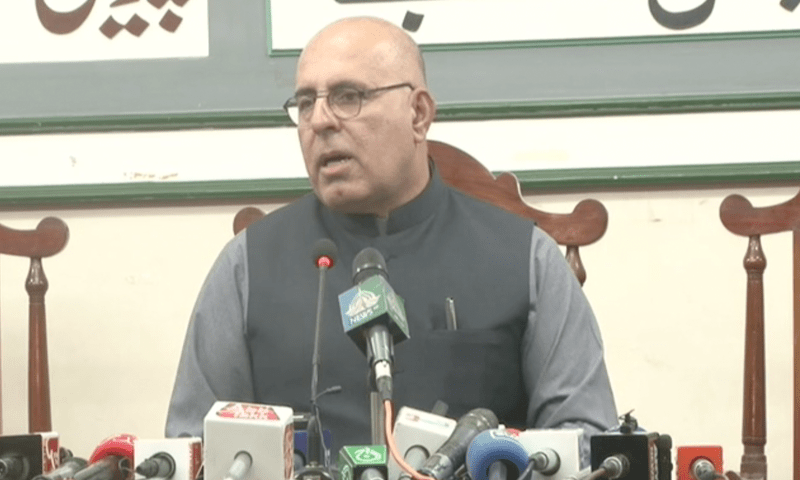 Jan Achakzai links &lsquo;terrorists&rsquo; with protesters