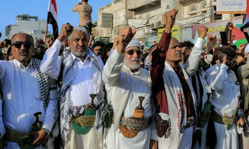 Four &lsquo;Pakistanis&rsquo; on trial for running arms to Yemen