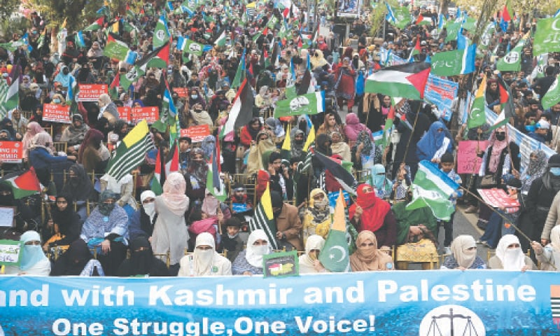 Jamaat-i-Islami holds a Kashmir Solidarity Day rally on The Mall. — White Star Jamaat-i-Islami holds a Kashmir Solidarity Day rally on The Mall. — White Star
