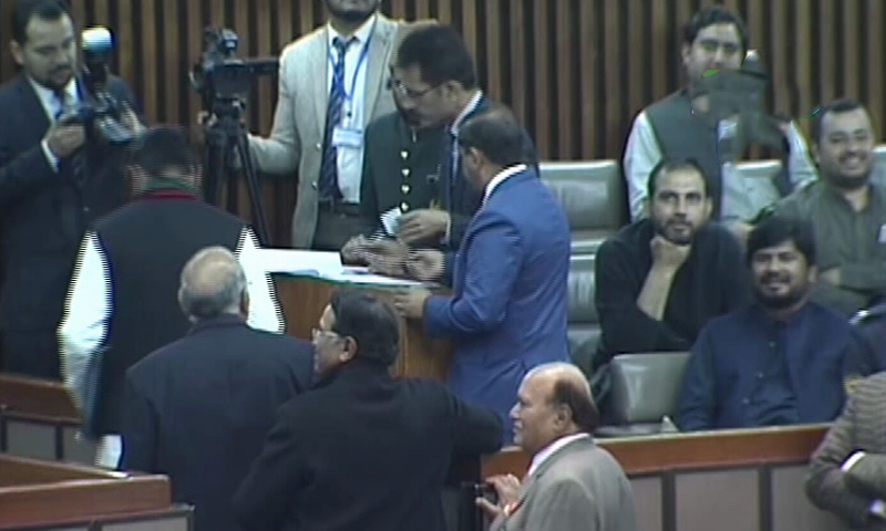 Lawmakers cast their votes in the election for the next prime minister. &mdash; DawnNewsTV