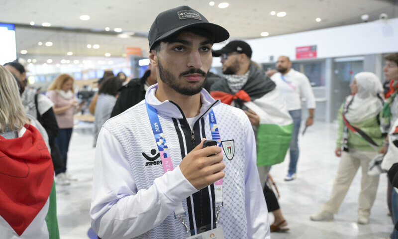 Palestinian boxer Abusal wears shirt with theme of Israel&rsquo;s Gaza attacks at opening of Olympics