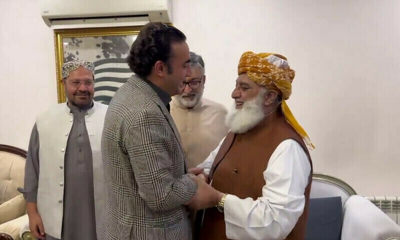 PPP delegation led by Chairman Bilawal Bhutto-Zardari meets with JUI-F chief Maulana Fazlur Rehman at his residence on Sept 15, 2024. &mdash; DawnNewsTV