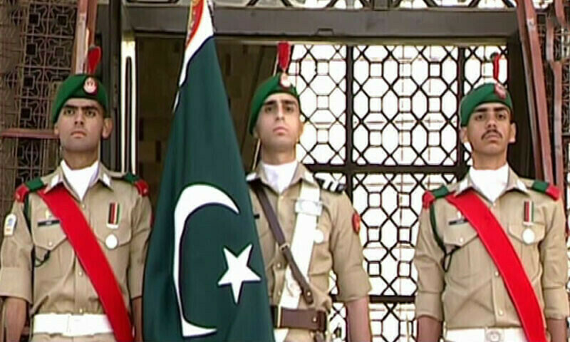 Change of the guard’s ceremony is being performed at Quaid-i-Azam’s mausoleum in Karachi, on Dec 25, 2024. — DawnNewsTV Change of the guard’s ceremony is being performed at Quaid-i-Azam’s mausoleum in Karachi, on Dec 25, 2024. — DawnNewsTV
