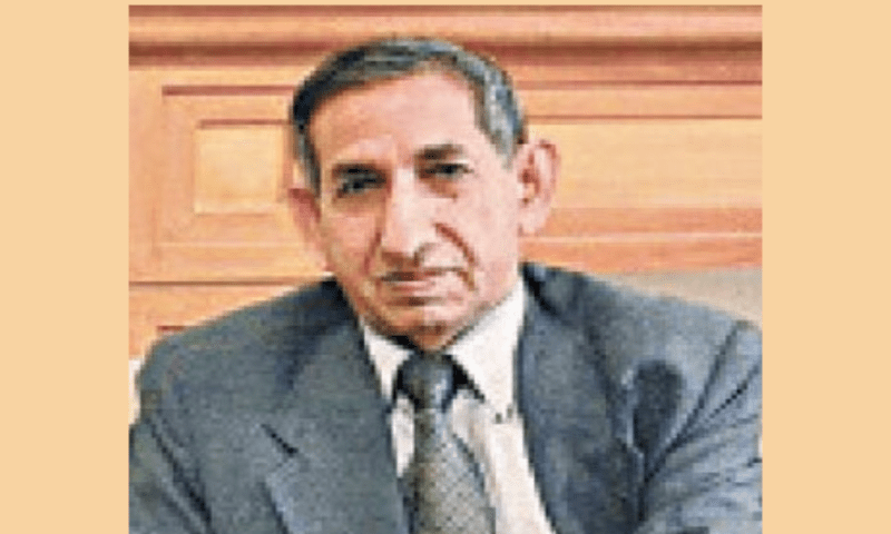 Former Supre&shy;&shy;me Court judge Faqir Mu&shy;&shy;hammad Khokhar.