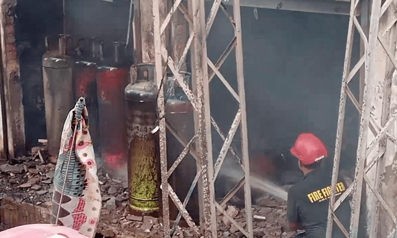 — فائل فوٹو: ڈان نیوز — فائل فوٹو: ڈان نیوز