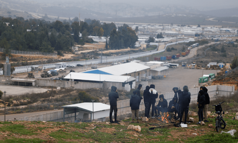 Israel says it is postponing release of Palestinian detainees