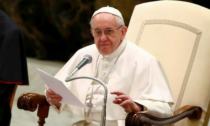 پوپ کو کئی دنوں تک سانس لینے میں دشواری کے بعد 14 فروری کو روم کے جیمیلی ہسپتال میں داخل کرایا گیا تھا
&mdash;فائل فوٹو: رائٹرز