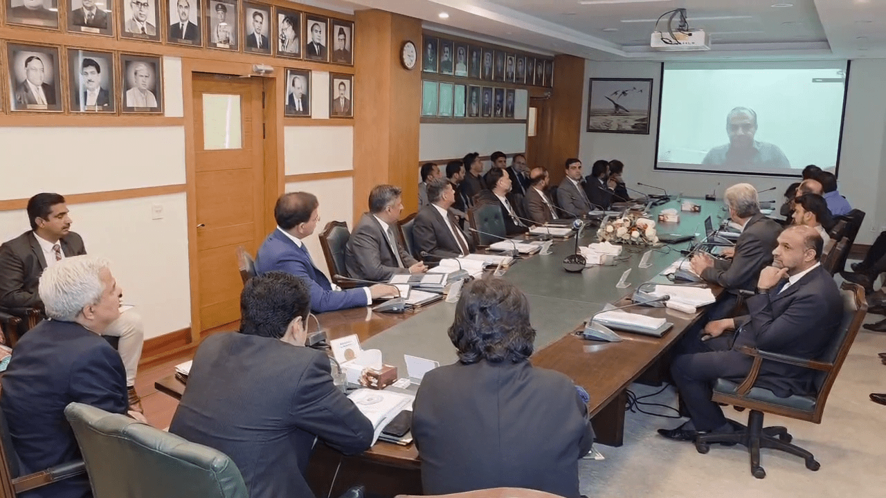 چاروں صوبوں کے داخلہ سیکریٹریز، آئی جیز نے بھی نیکٹا کے بورڈ آف گورنرز کے اجلاس میں شرکت کی &mdash; فوٹو: ڈان نیوز