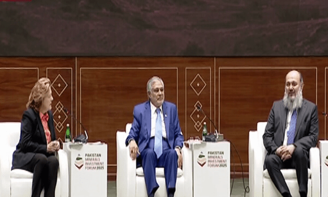 Deputy PM Ishaq Dar gives opening remarks at the Pakistan Minerals Investment Forum 2025 in Islamabad, April 8, 2025. &mdash; DawnNewsTV