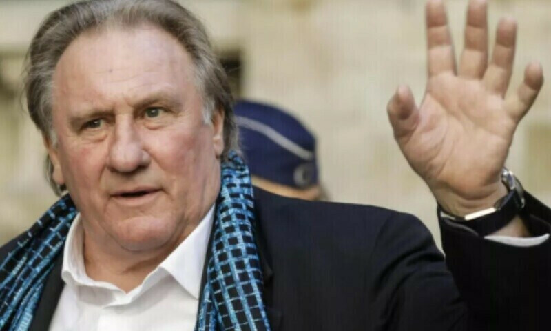 معروف فرانسیسی اداکار جیرارڈ ڈپارڈیو کو خواتین کے ساتھ جنسی زیادتی کے الزامات کا سامنا ہے۔ فوٹو: اے ایف پی