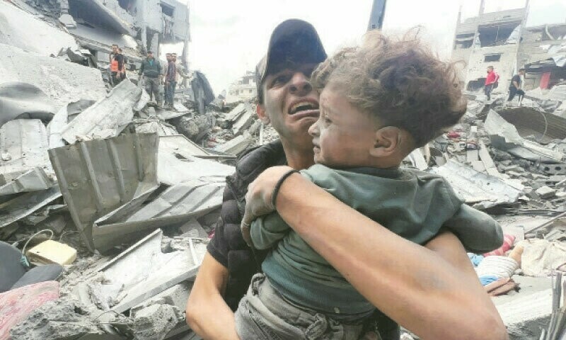 فلسطینی حکام کے مطابق اکتوبر 2023 سے اب تک اسرائیلی حملوں میں 50 ہزار 800 سے زائد فلسطینی شہید ہو چکے ہیں — فائل فوٹو فلسطینی حکام کے مطابق اکتوبر 2023 سے اب تک اسرائیلی حملوں میں 50 ہزار 800 سے زائد فلسطینی شہید ہو چکے ہیں — فائل فوٹو