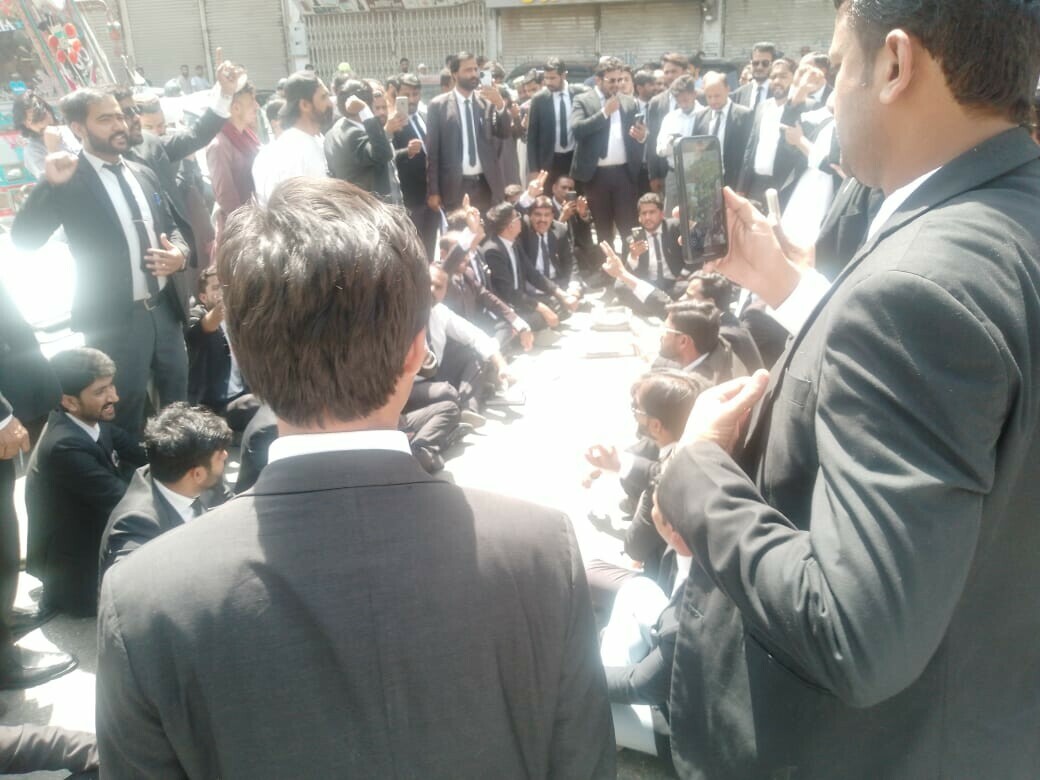 سندھ بار کونسل نے غیر معینہ مدت کے لیے عدالتی کارروائی کے بائیکاٹ کا اعلان کر رکھا ہے &mdash; فائل فوٹو