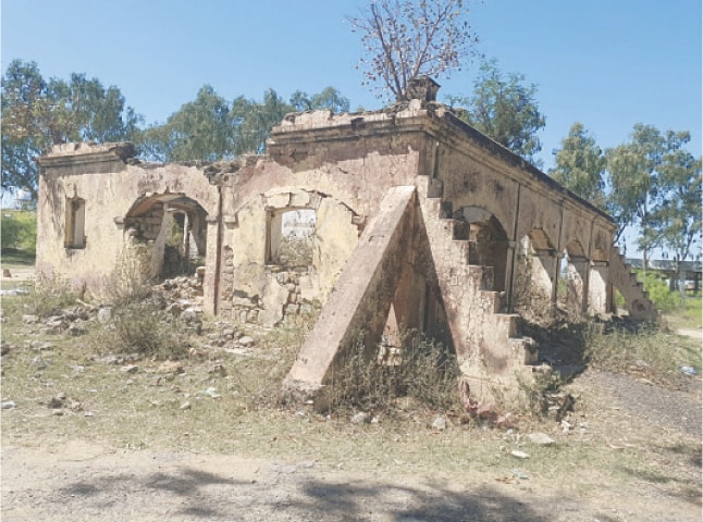 A side view of the dak bungalow in Missa Kaswal near Gujar Khan.