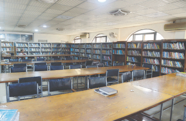 The university&rsquo;s Library provides latest research papers and books on agriculture to students.