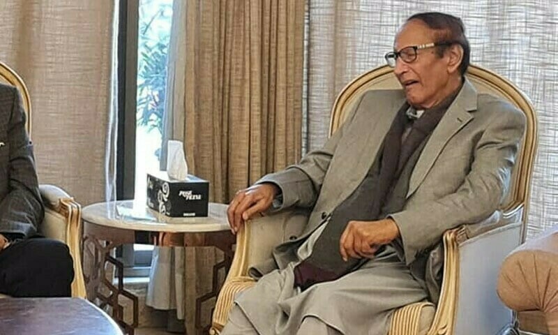 چوہدری شجاعت نے کہا کہ دنیا اسرائیل اور فلسطین کی طرح مسئلہ کشمیر کو بھی  نظرانداز نہ کرے
— فائل فوٹو: فیس بک