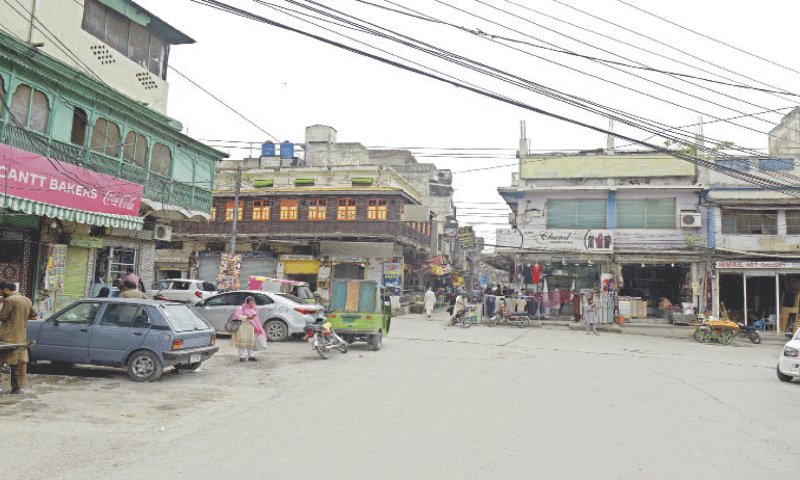 The main road in Lal Kurti Bazaar leads to The Mall. The main road in Lal Kurti Bazaar leads to The Mall.