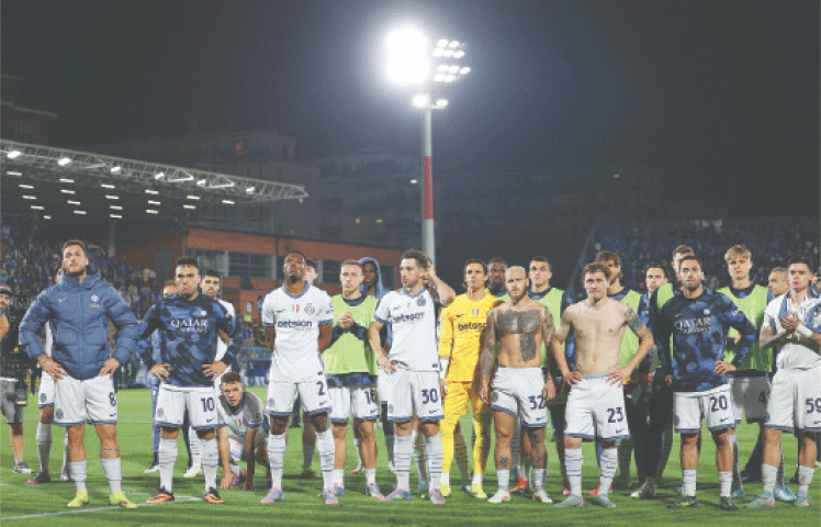COMO: Inter Milan players react after the Serie A match against Como at Stadio Giuseppe Sinigaglia.&mdash;Reuters