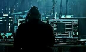 ڈیجیٹل گینگ کی سربراہ ندا خان کے موبائل سے سائبر کرائم کے افسران کی چیٹ بھی ریکارڈ کا حصہ بن گئی
&mdash;فائل فوٹو: ڈان نیوز