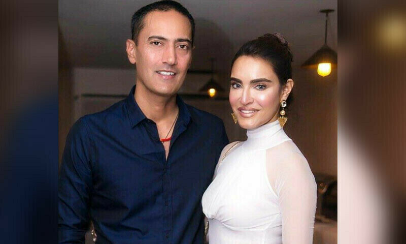 رواں سال مارچ میں نادیہ کے شوہر عاطف محمد خان کو مبینہ فراڈ کے الزامات میں گرفتار کیا گیا تھا — فائل فوٹو: ڈان نیوز رواں سال مارچ میں نادیہ کے شوہر عاطف محمد خان کو مبینہ فراڈ کے الزامات میں گرفتار کیا گیا تھا — فائل فوٹو: ڈان نیوز