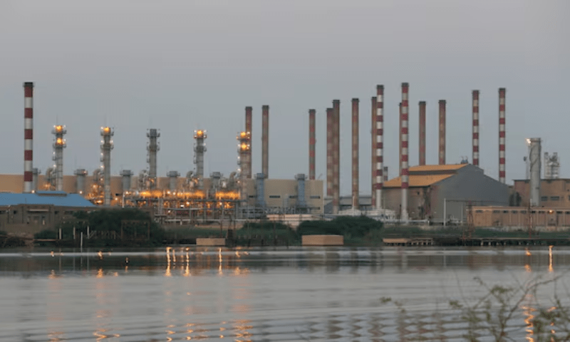  A general view of Abadan oil refinery in southwest Iran, is pictured from Iraqi side of Shatt al-Arab in Al-Faw south of Basra, Iraq on Sept 21, 2019. — Reuters/Essam Al-Sudani/File 