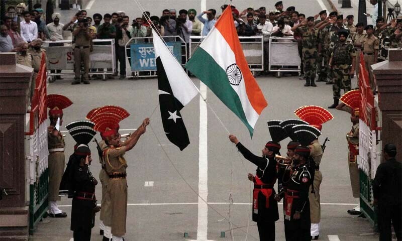 ایس سی او کا اجلاس رکن ممالک کے درمیان عسکری ہم آہنگی پر توجہ مرکوز کرے گا
—فائل فوٹو: رائٹرز ایس سی او کا اجلاس رکن ممالک کے درمیان عسکری ہم آہنگی پر توجہ مرکوز کرے گا
—فائل فوٹو: رائٹرز