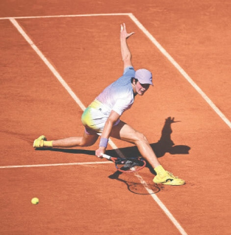 Brazil’s Joao Fonseca plays a backhand return to Jack Draper of Britain during their French Open third-round match on Court Suzanne-Lenglen at Roland Garros on Saturday.—AFP