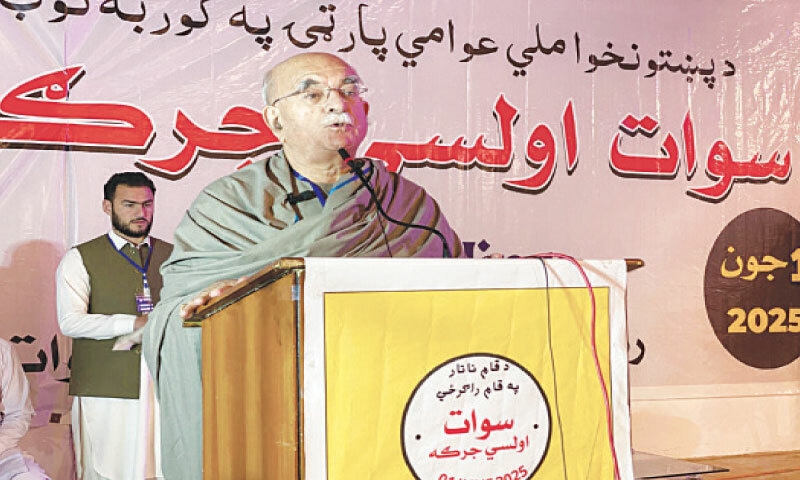 Mahmood Khan Achakzai addresses a jirga in Swat on Sunday. — Dawn Mahmood Khan Achakzai addresses a jirga in Swat on Sunday. — Dawn