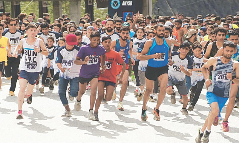 Runners take part in the Karakoram Marathon in Gilgit, jointly organised by the Islamabad Runners Club in September 2024 | IRC