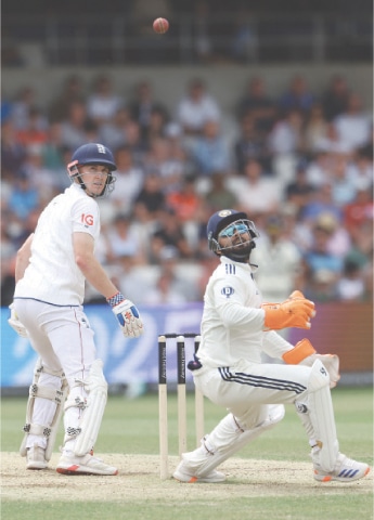 LEEDS: Indian wicket-keeper Rishabh Pant watches the ball drop safe after England batter Harry Brook edges it off spinner Ravindra Jadeja during their first Test at Headingley on Sunday.—AFP 