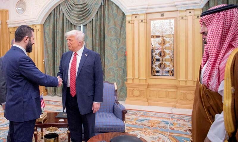 شامی وزیر خارجہ اسعد الشبانی نے کہا کہ امریکی اقدام ایک اہم موڑ ہے
—فائل فوٹو: رائٹرز شامی وزیر خارجہ اسعد الشبانی نے کہا کہ امریکی اقدام ایک اہم موڑ ہے
—فائل فوٹو: رائٹرز