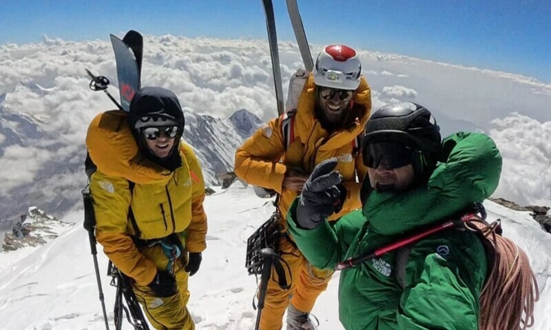 German alpinist David Göttler with the French duo of Tiphaine Duperier and Boris Langenstein. — Photo by the writer