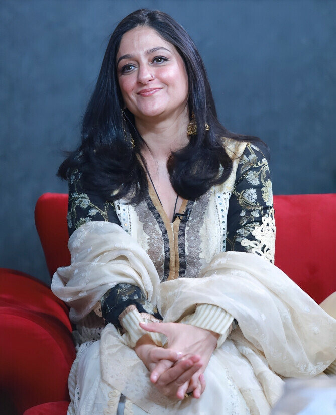 ‘No one can take that place’: Nadia Jamil clarifies comment on women having to ‘mother’ their husbands