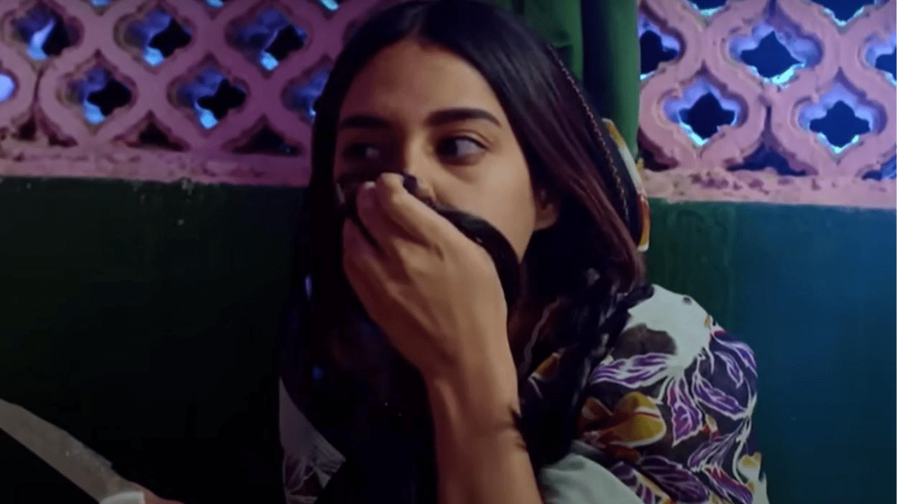  Iqra Aziz plays Nimra in <em>Jhooti</em> 
