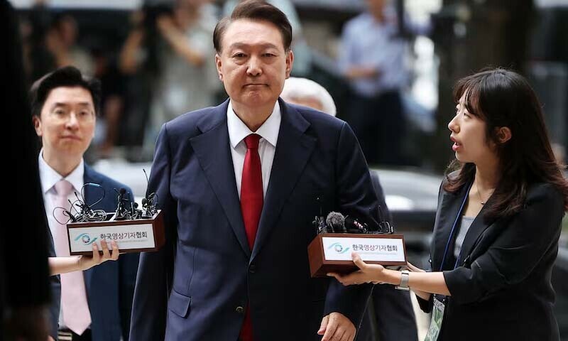 یون سک یول اس سے قبل 52 دن جیل میں گزار کر 4 ماہ قبل تکنیکی بنیادوں پر رہا ہوئے تھے &mdash; فائل فوٹو: رائٹرز