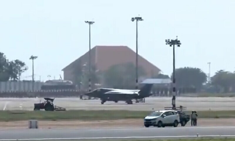A British F-35 stealh fighter lies stranded at Thiruvananthapuram International Airport in Thiruvananthapuram, Kerala, India, July 4. — Screengrab via X/ANI