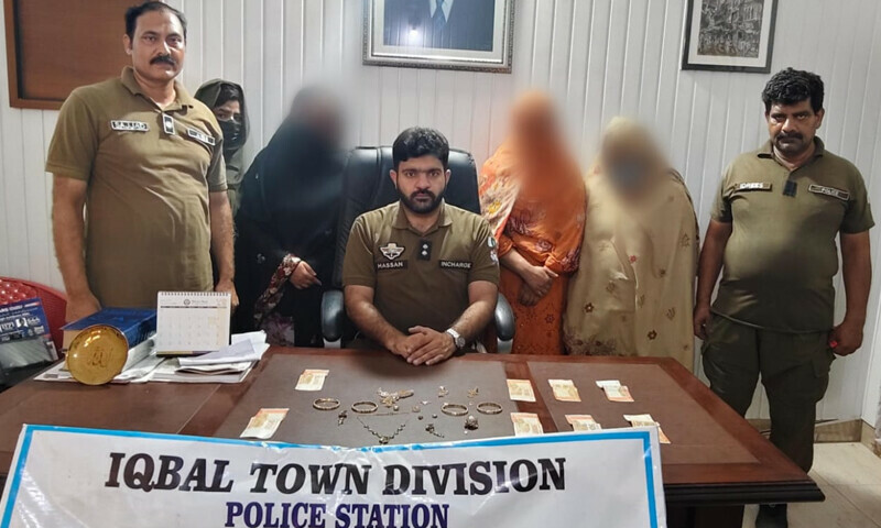 فوٹو: ڈان نیوز فوٹو: ڈان نیوز