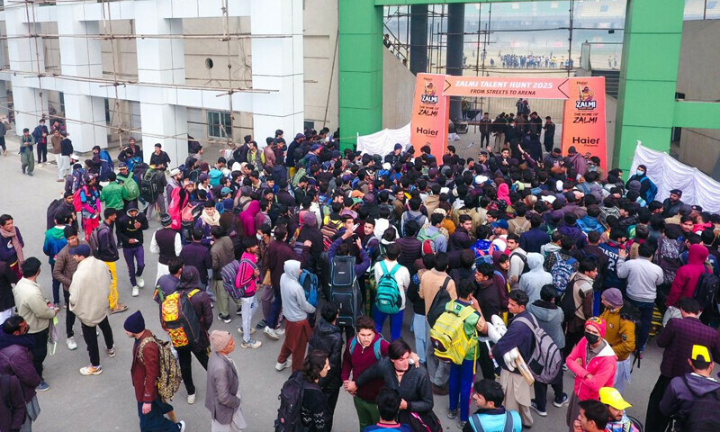 — فائل فوٹو: پشاور زلمی — فائل فوٹو: پشاور زلمی