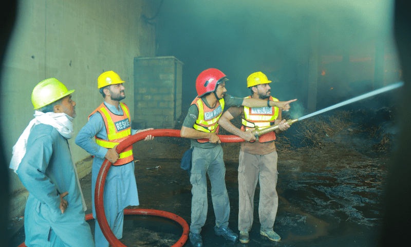 — فوٹو: مقدم خان — فوٹو: مقدم خان