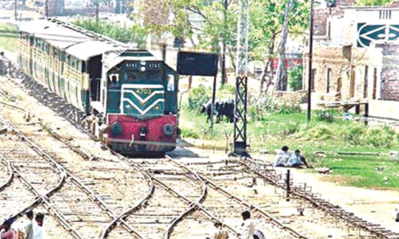 Pakistan Railways plans major upgrades under ML-1, focusing on track dualisation and modernisation to boost freight and passenger efficiency.—Dawn/file