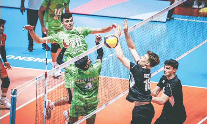 PLAYERS of Pakistan and Uzbekistan in action during their World U-19 Volleyball Championship match on Friday.—courtesy PVF