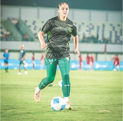 Layla Banaras on the field | Pakistan Football Federation