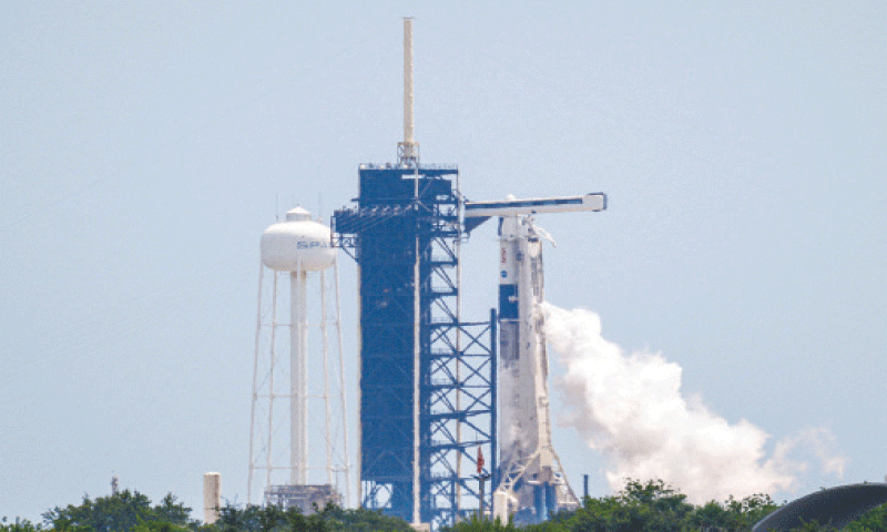 CAPE CANAVERAL (Florida): The SpaceX Falcon 9 spacecraft sits at Kennedy Space Centre’s launch complex. The launch to the International Space Station was cancelled due to bad weather.—AFP