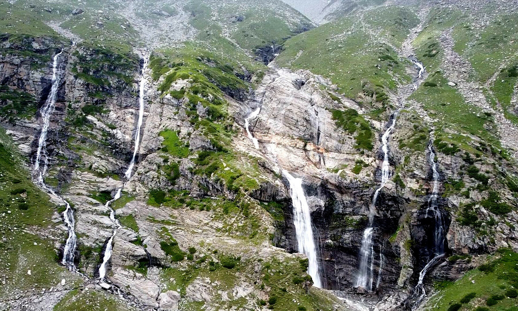شال کی پنج چھمب (پانچ آبشاریں)